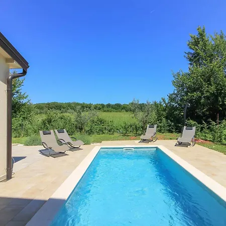Beautiful Regina With Private Pool Near The Sea By Wiibuk Villa *