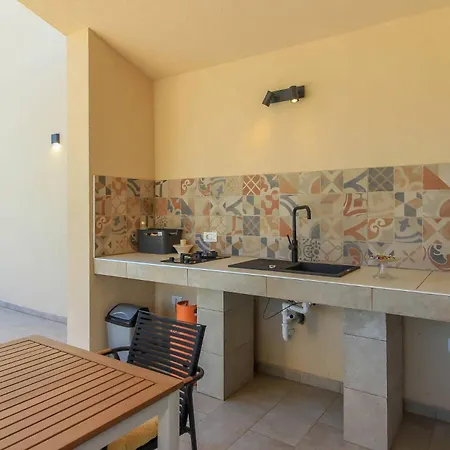 Villa Beautiful Regina With Private Pool Near The Sea By Wiibuk Sisan